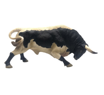 TORO EMBISTIENDO APAREJADO